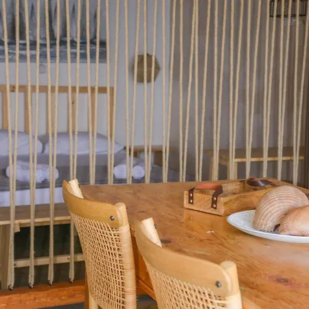 Boucaporta Sirma Апартаменты *