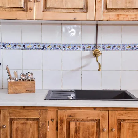 Boucaporta Sirma * Klima (Milos)